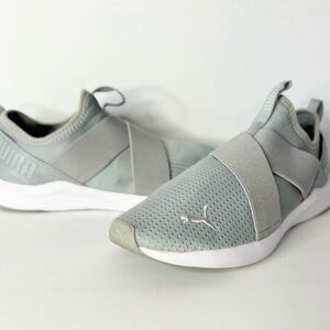 (Final Price buy as is)

Puma Light Gray Slip-On Sneakers